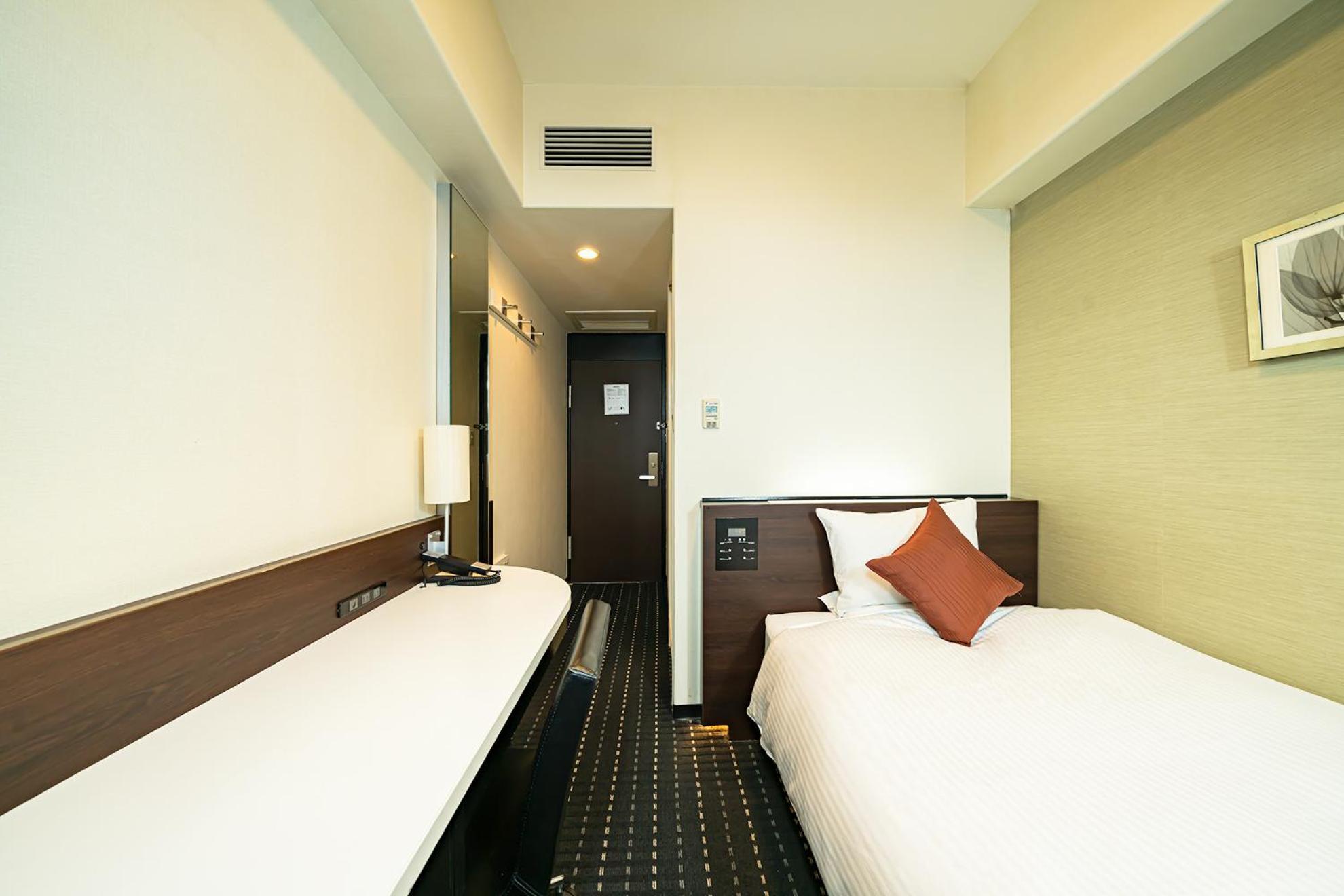 Kanda Station Hotel Tokyo Exterior photo